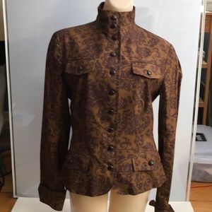 Light weight short jacket in sz 10 long sleeves